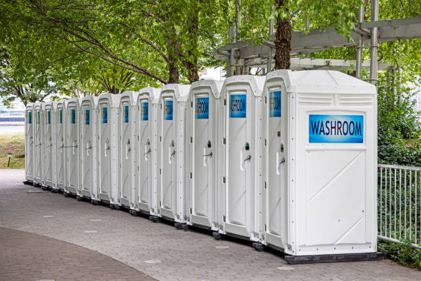 Best Temporary restroom rental  in Falls City, OR