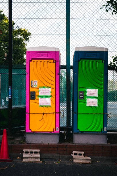 Best Portable bathroom rental  in Falls City, OR