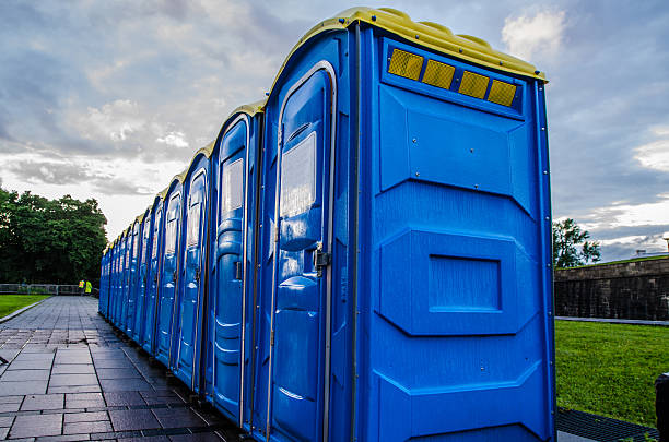 Best Porta potty rental near me  in Falls City, OR
